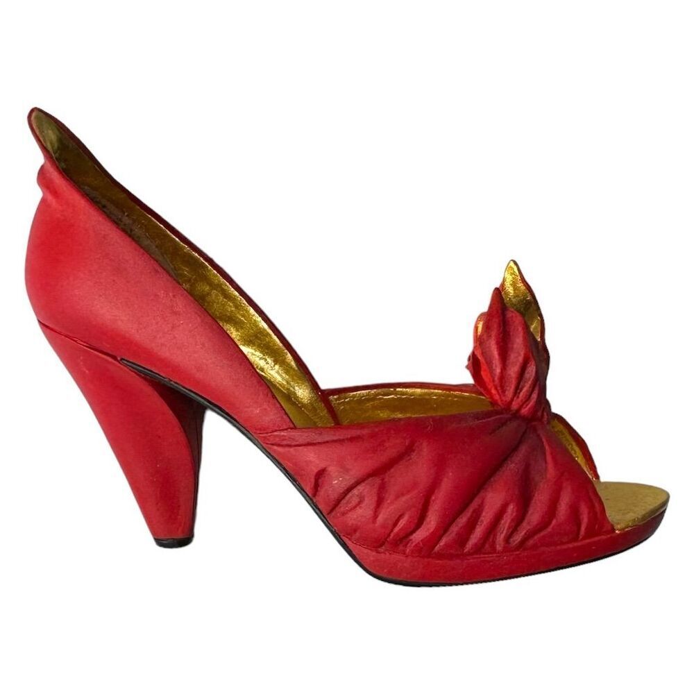 Just the Right Shoe‎ Fire Collectible Miniature Red Shoe Heel by Raine 2001